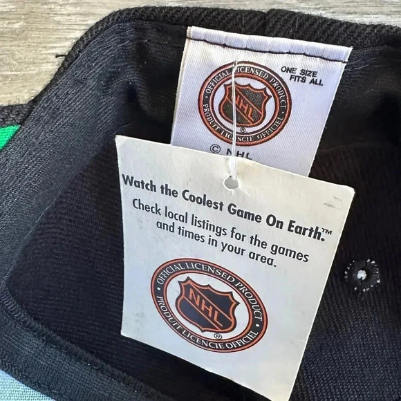 Philadelphia Flyers NHL Snapback Hat NWT Youth Size - Picture 6 of 6